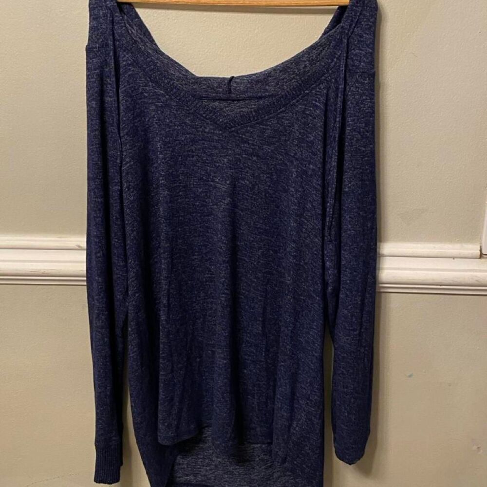 Unbranded Women's Blue and Navy Top
